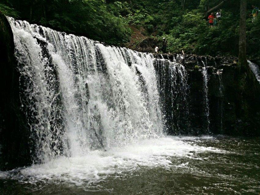 小蓝球向上跳