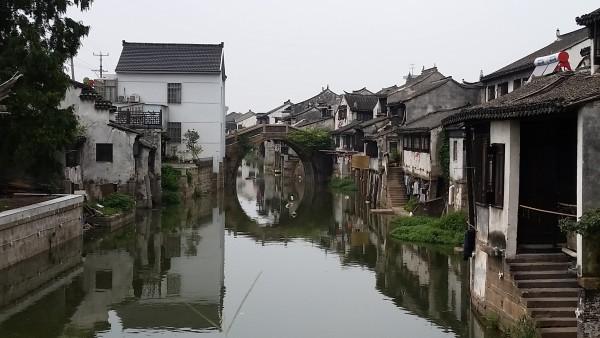 甘肃大河家至青海清水公路旱平隧道双幅贯通