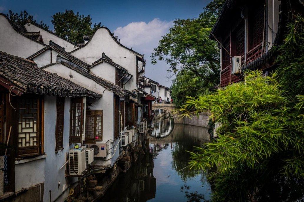 漂亮妩媚又会撒娇,《大江大河3》中的情妇,让人看见了人间真实